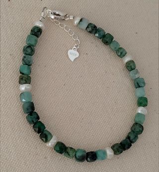 Pulsera, plata ley, esmeralda y perlas 