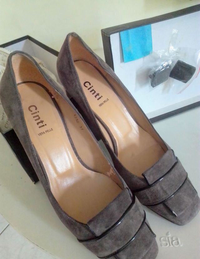 Scarpe donna vintage grigie