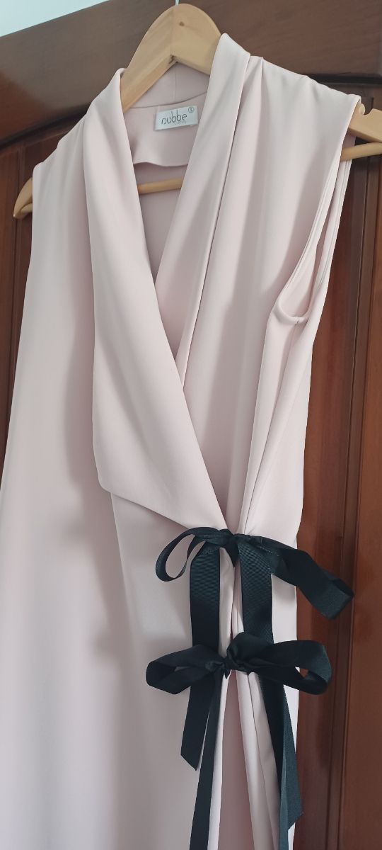 Vestido ajustable lazos rosa y negro