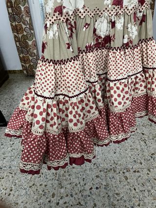 Traje de flamenca echo por una costurera