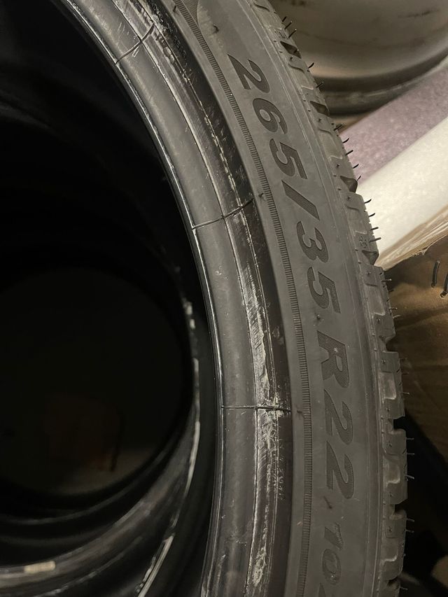 Neumaticos Pirelli Scorpion Winter 265/35 R22 102V