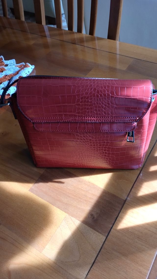 Borsa rossa tracolla 