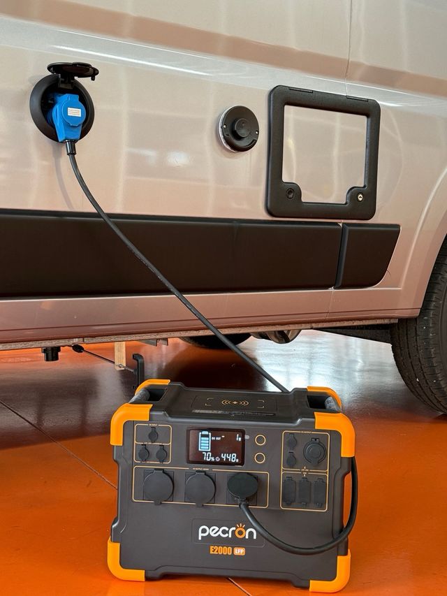 Estacion de energia PECRON E2000LFP