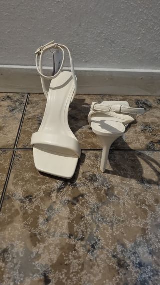 Sandalias stradivarius 
