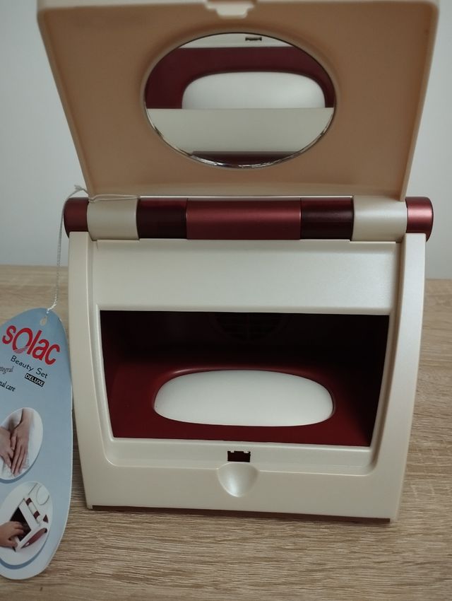 EDTUCHE MANICURA,PEDICURA Y CARA.NUEVO