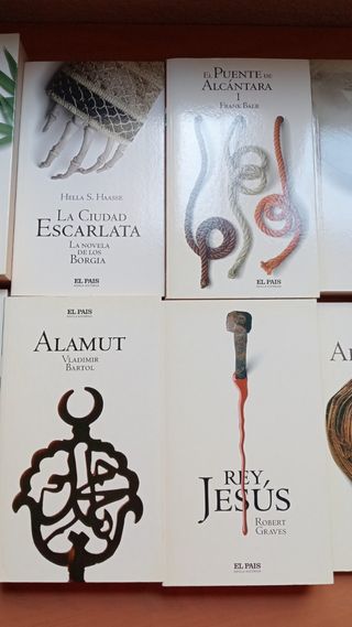 Libro novela histórica el pais.