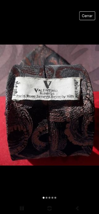 Corbata de Roberto Valentino.Seda 100%