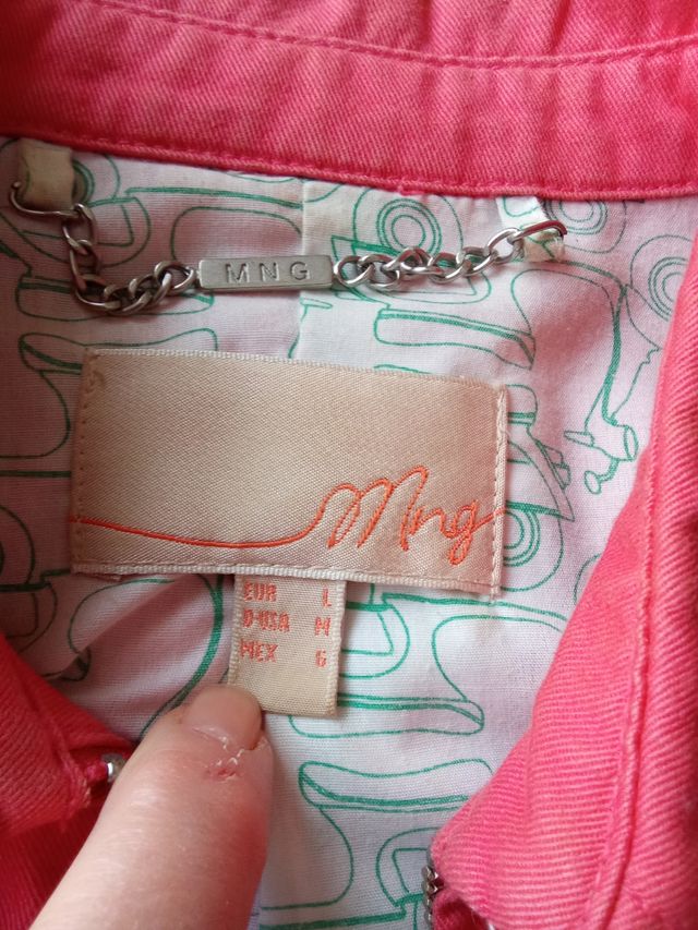 Cazadora mango coral