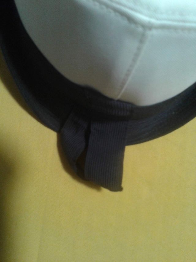 Cappello polizia regione Toscana