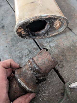 Reparación colector,tubo de escape y catalizador