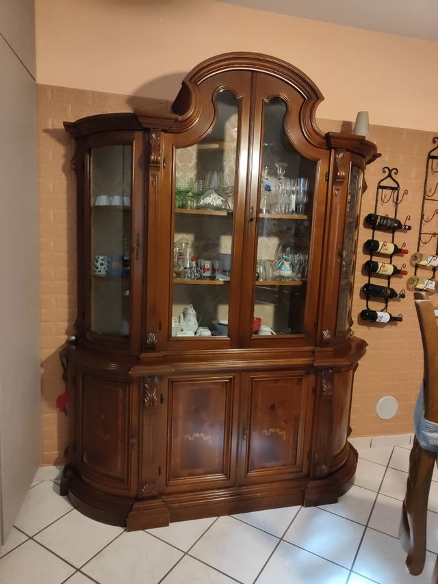 Credenza antiquariato
