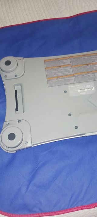 Tabla y juego wii.