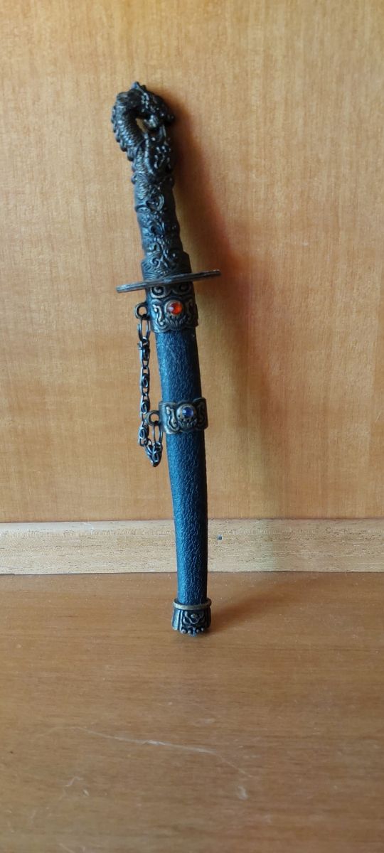 Tagliacarte da scrivania vintage