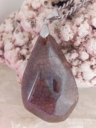 Colgantes grandes de piedra con cordón o cadena