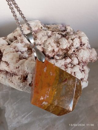 Colgantes grandes de piedra con cordón o cadena