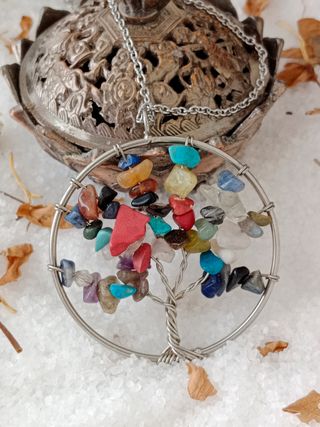 Colgantes grandes de piedra con cordón o cadena