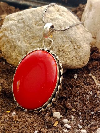 Colgantes grandes de piedra con cordón o cadena