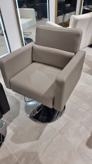 Sillas para peluquería y barberia