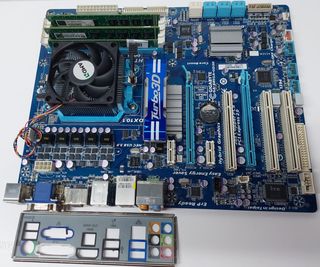  PLACA BASE GIGABYTE GA-880GA-UD3H