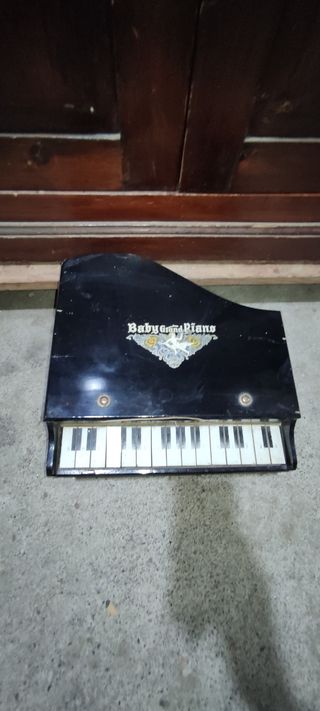 Mini pianoforte piano vintage antiguo