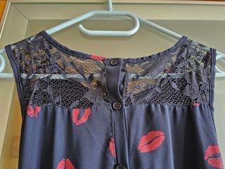 Vestido "Besos Kiss" Labios Rojos Mujer