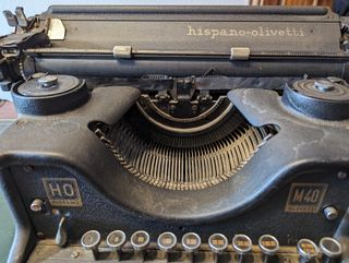 Máquina escribir. Hispano Olivetti M40