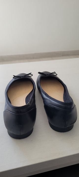Rebajadas manoletinas bailarinas piel Clarks 39