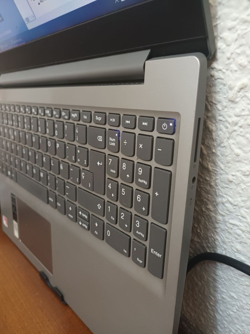 Portátil Lenovo IdeaPad s145-15ast FUNCIONA TODO afbeelding 6