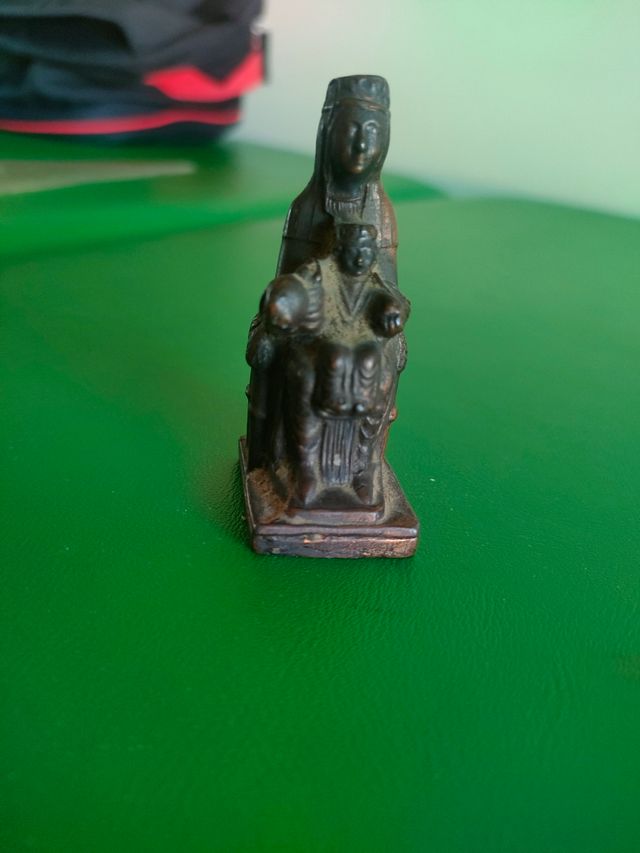 Mini Figura de Bronce