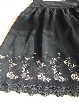 Falda XXXL de pana fina con bordados NUEVA