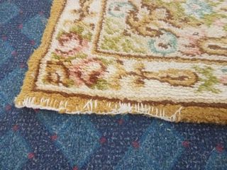 ALFOMBRA VINTAGE CON FLORES