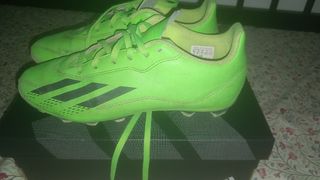 Botas de fútbol
