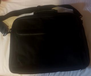 LOTE carteras para portátil y otra más pequeña