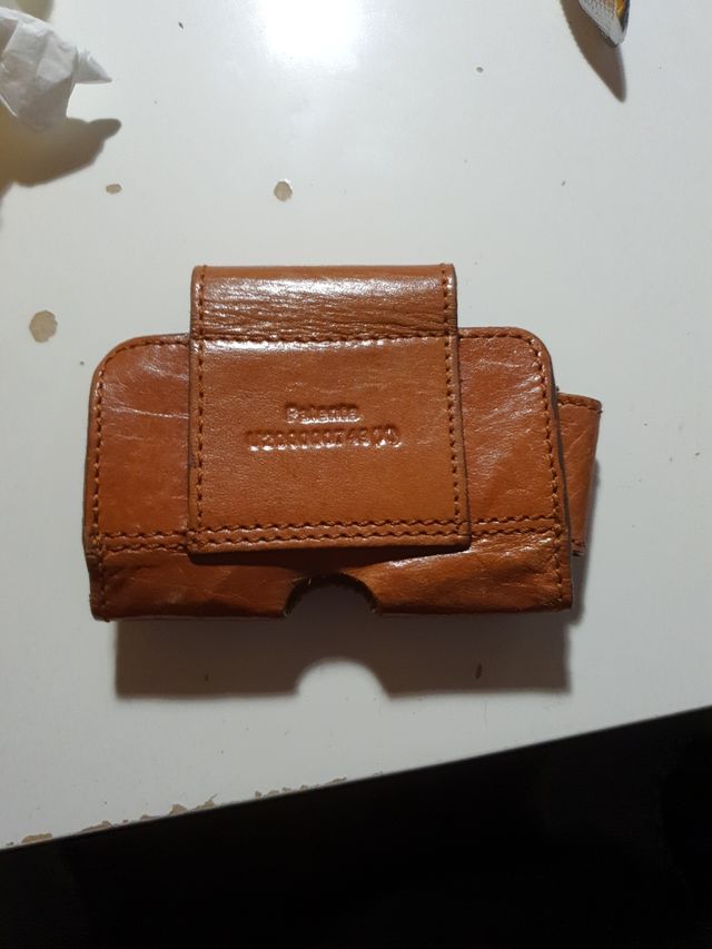 Estuche de cuero para móvil