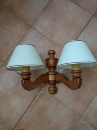 Aplique de pared en madera