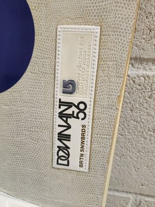 Tabla Snow BURTON DOMINANT 56