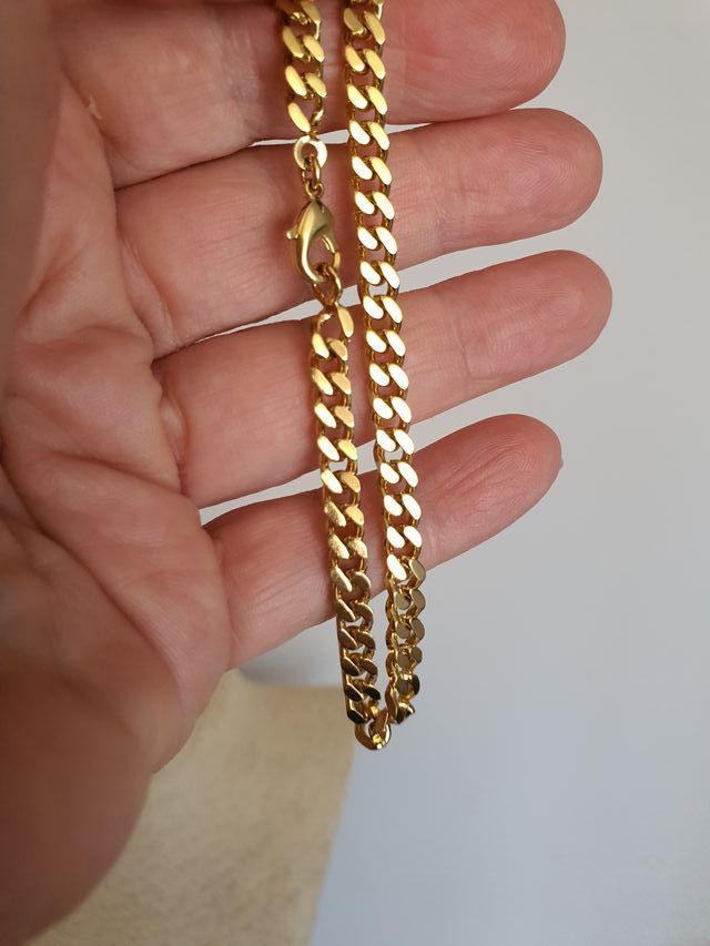 Pulsera chapada en oro