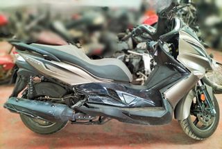 KAWASAKI J300 DESPIECE TOTAL