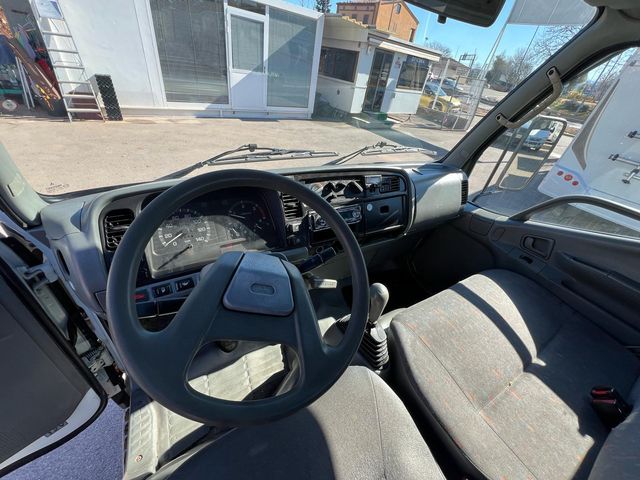 MITSUBISHI CANTER GRUA PORTACOCHES