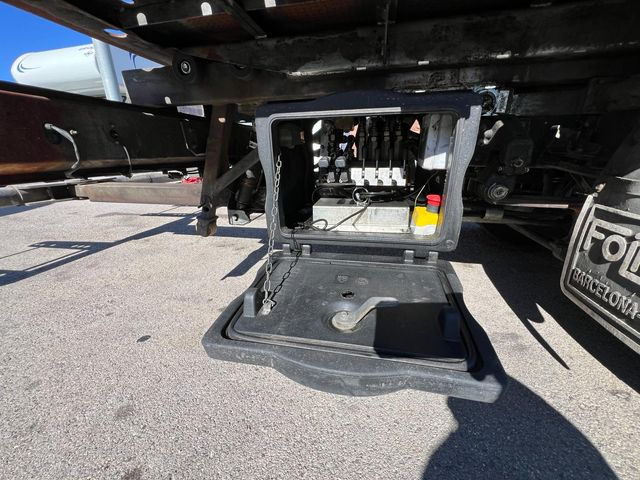 MITSUBISHI CANTER GRUA PORTACOCHES