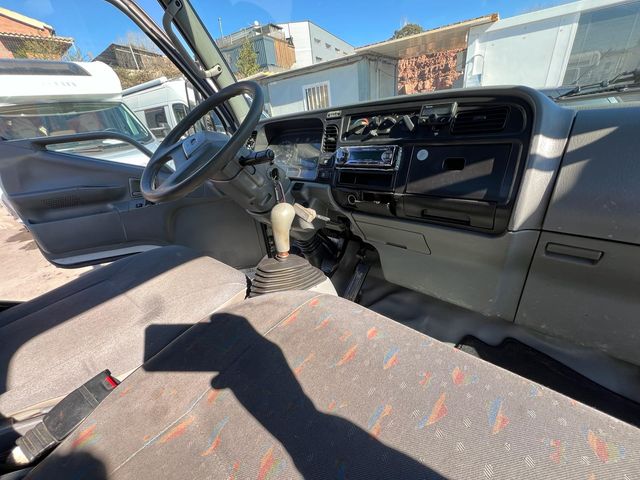 MITSUBISHI CANTER GRUA PORTACOCHES