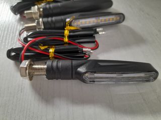 Intermitentes Led dinámicos universales para motos