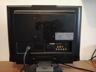 MONITOR LG FLATRON 19"