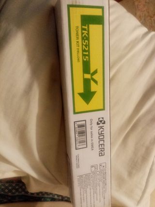 Toner KYOCERA TK-5215Y