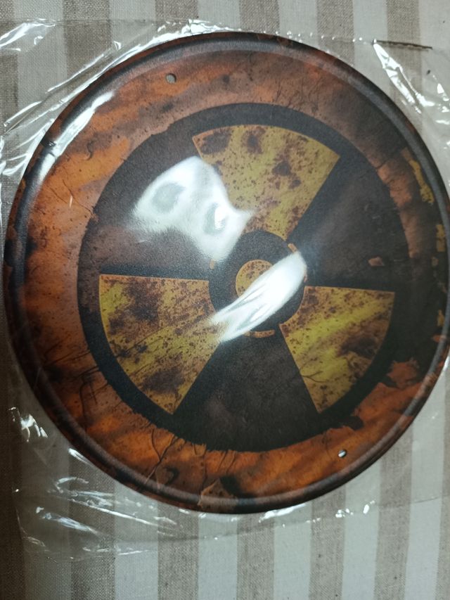 Señal peligro radiactivo ☢️
