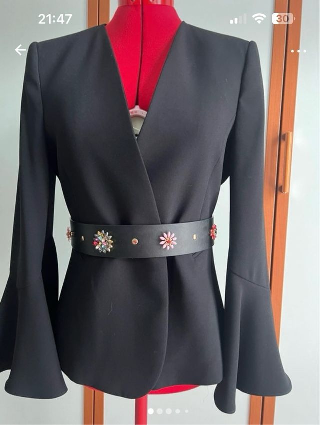 Cintura alta con dettagli 