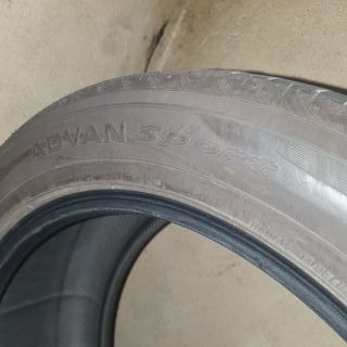 Neumaticos Yokomaha 275 45 R20