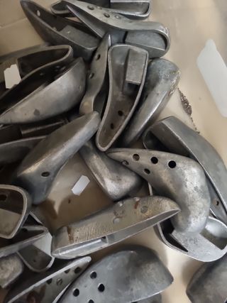 Forme per scarpe in ferro modelli assort