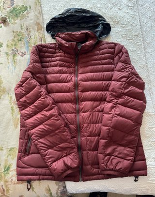 Chaqueta acolchada burdeos de Massimo Dutti hombre