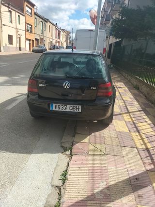 Volkswagen Golf 2003